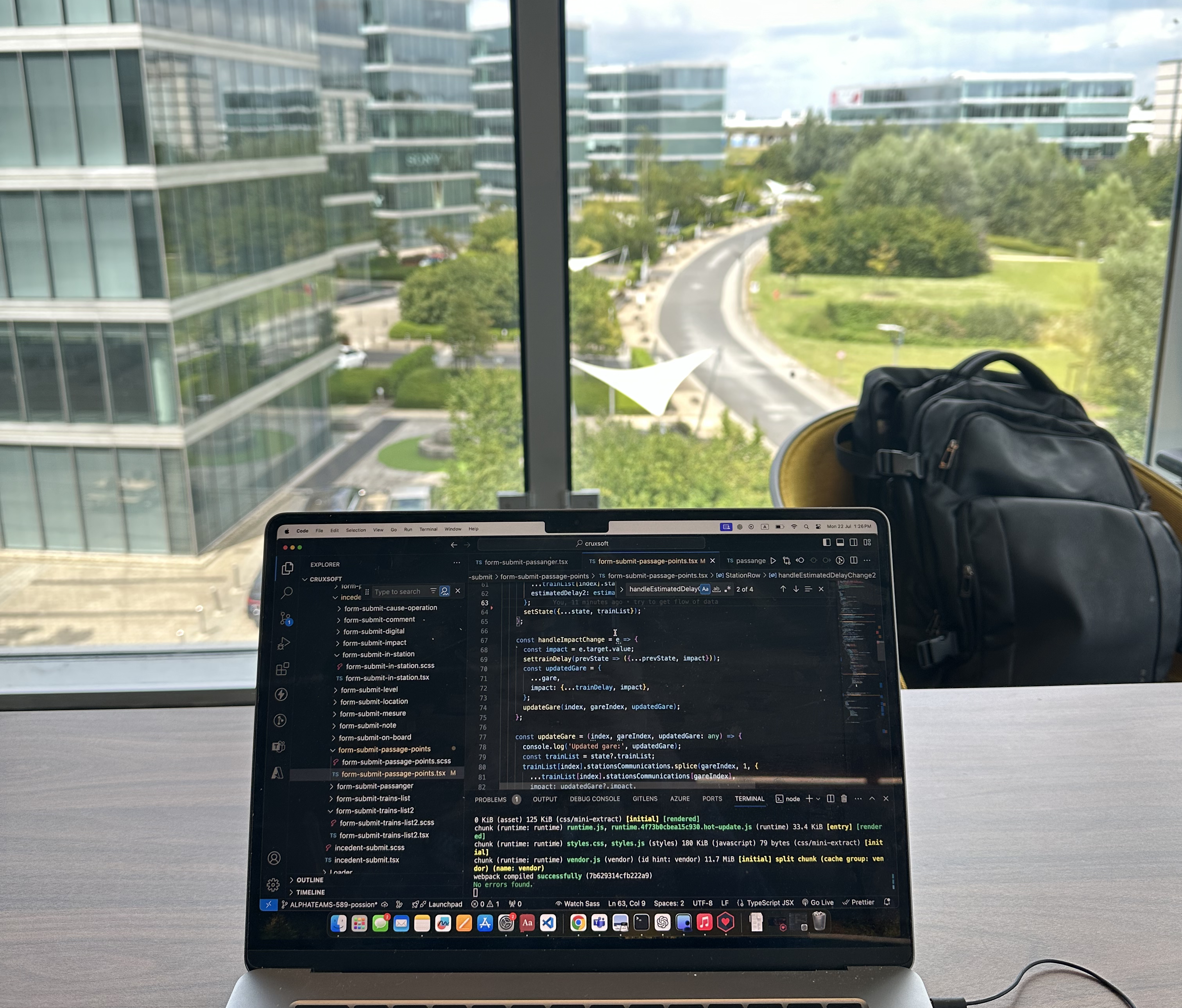 Karriery team working